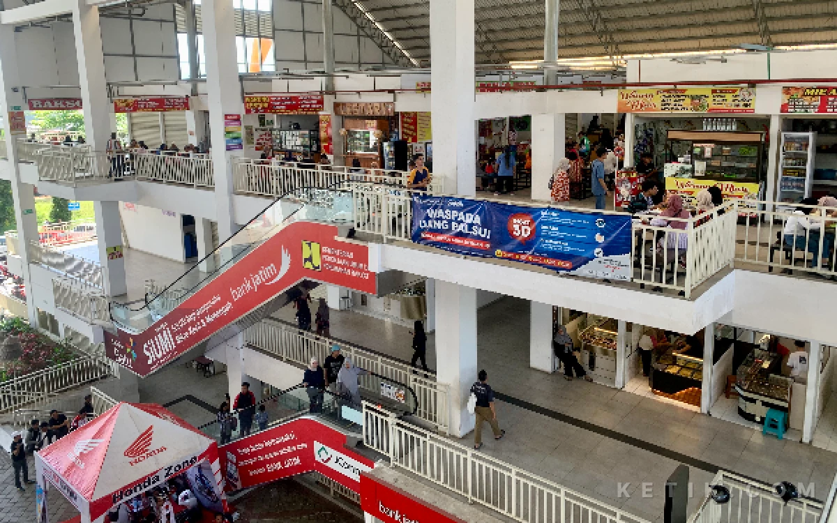 Thumbnail Berita - Jelang Hari Lahir Kejaksaan, Pedagang Pasar Among Tani Desak Kejari Batu Tetapkan Tersangka Korupsi
