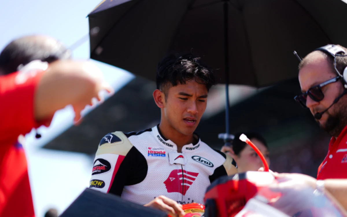 Thumbnail Berita - Mario Aji Finis Posisi 22 di Moto2 GP Inggris 2026