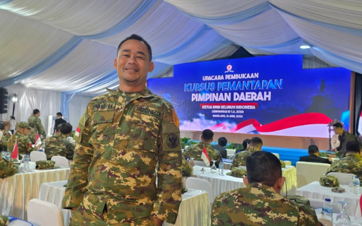 Thumbnail Berita - Tuding Tidak Kompeten, Hima Pasbar Riau Tantang Ketua DPRD Pasaman Barat Audiensi Terbuka