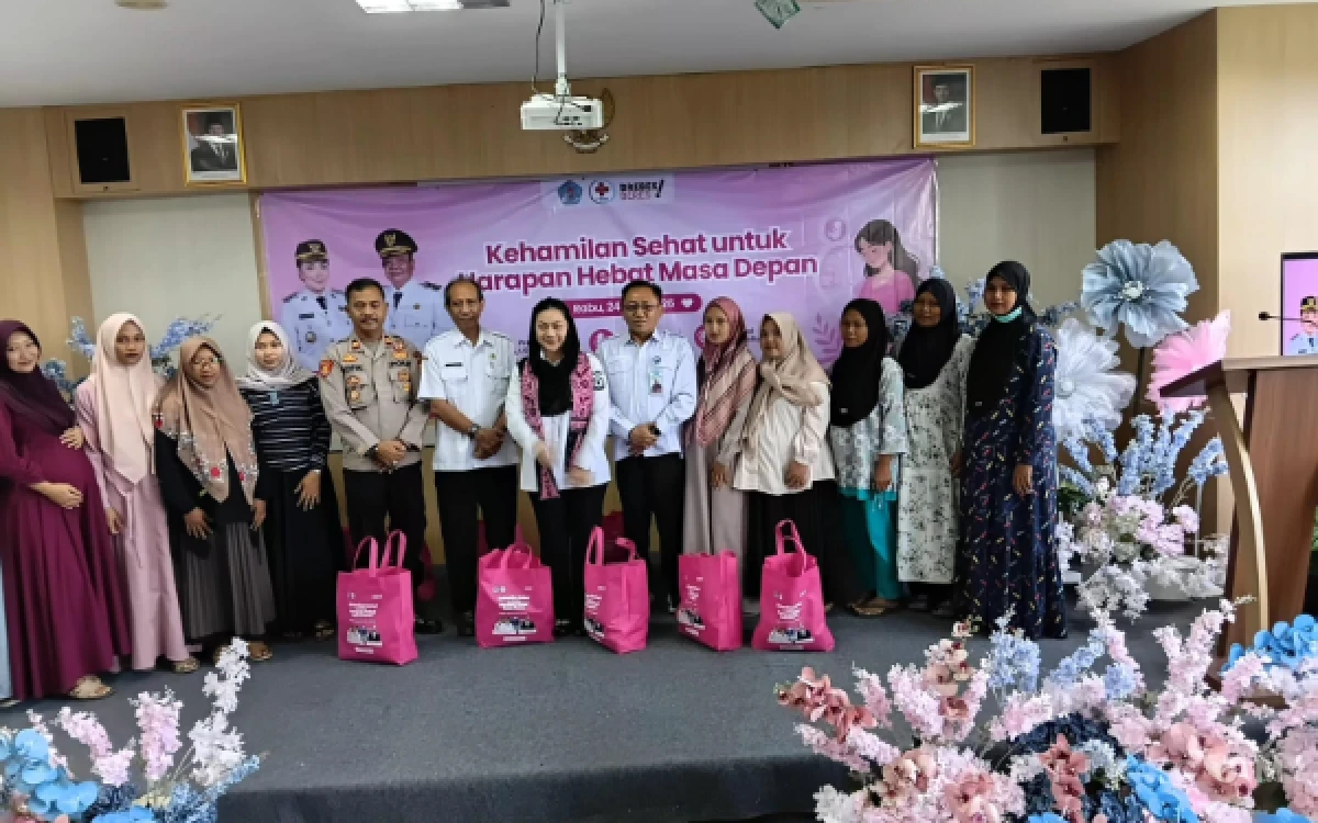 Thumbnail Berita - Antisipasi Risiko Melahirkan, Bupati Brebes Minta Ibu Hamil Segera Aktifkan BPJS Kesehatan