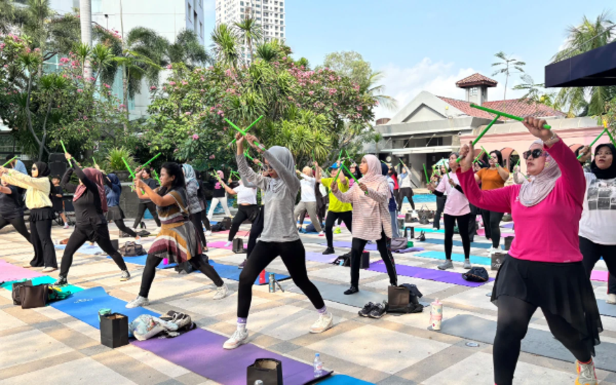 Thumbnail Berita - Poundfit dan Yoga Jadi Tren Baru Warga Urban Memulai Olahraga Bersama Komunitas
