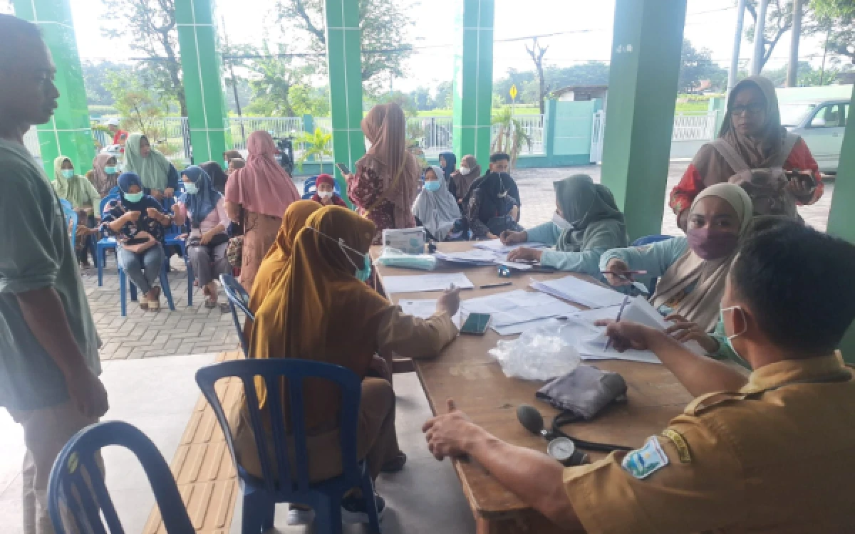 Thumbnail Berita - Sosialisasi Skrining ACF/TBC dan CKG Dukung Sukses TMMD ke-128 Kodim 0820 Probolinggo