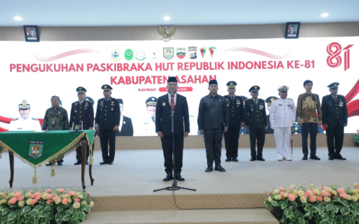 Thumbnail Berita - Wakil Bupati Kukuhkan Pasukan Pengibar Bendera Pusaka Kabupaten Asahan
