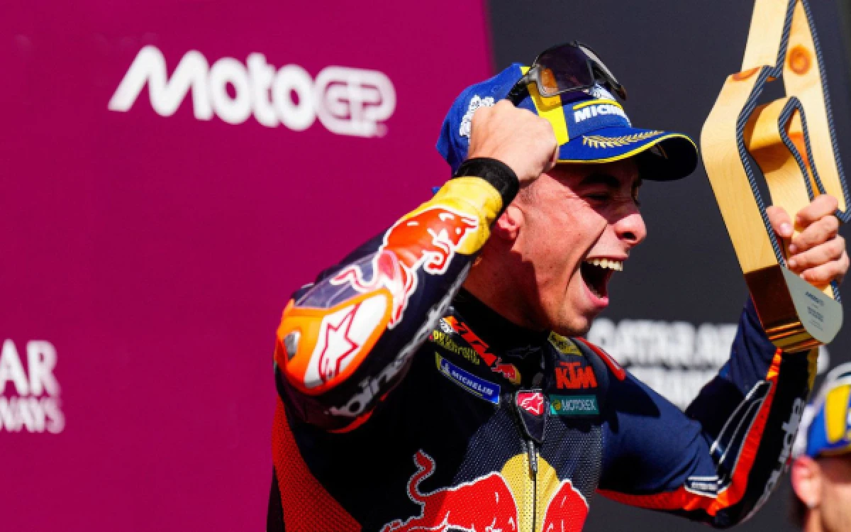 Thumbnail Berita - Pedro Acosta Tebus Kesalahan dalam 24 Jam, Raih Kemenangan MotoGP Perdana bersama KTM
