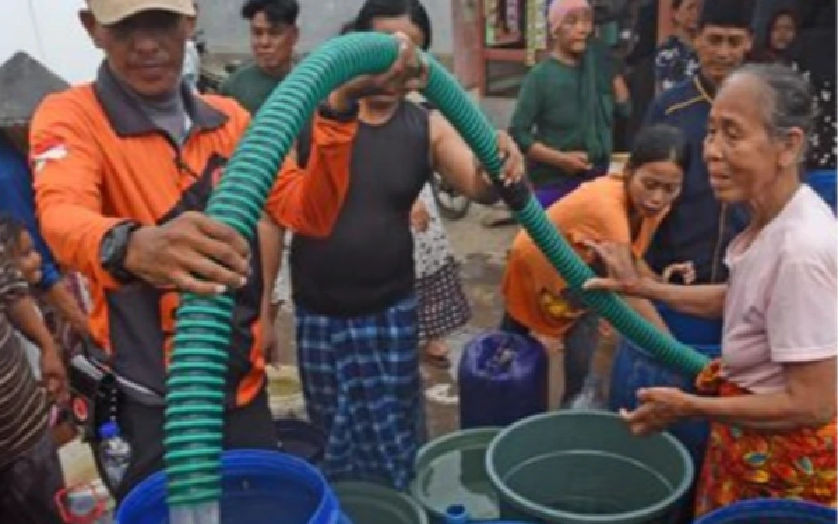 Thumbnail Berita - 14 Kabupaten di Jatim Terdampak Kekeringan, BPBD Siapkan Bantuan Air Bersih