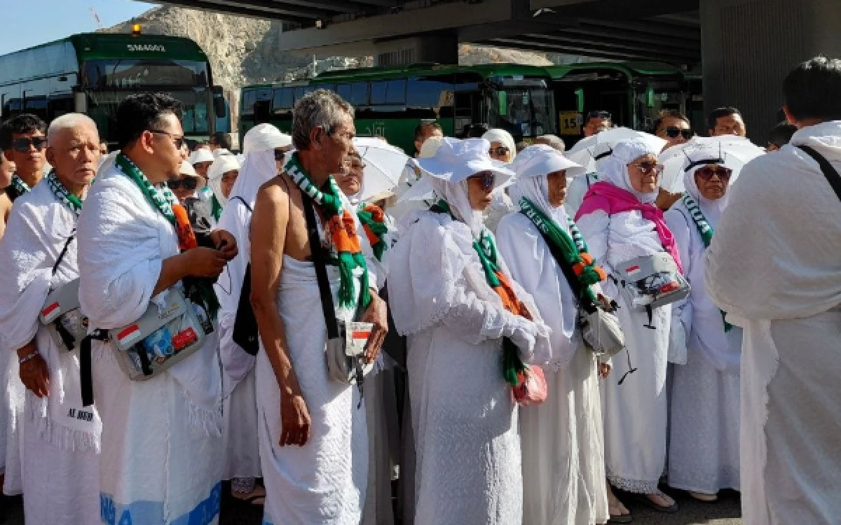 Thumbnail Berita - Antisipasi Panas Ekstrem, Jemaah Haji Diminta Tak Keluyuran Jelang Armuzna