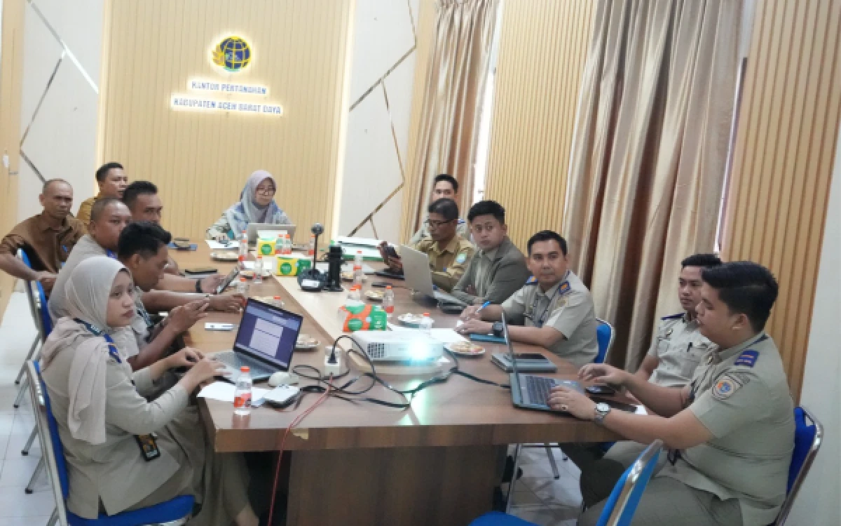 Thumbnail Pastikan Aset Pemda Tertib Administrasi, Kantah Abdya Laksanakan Inventarisasi
