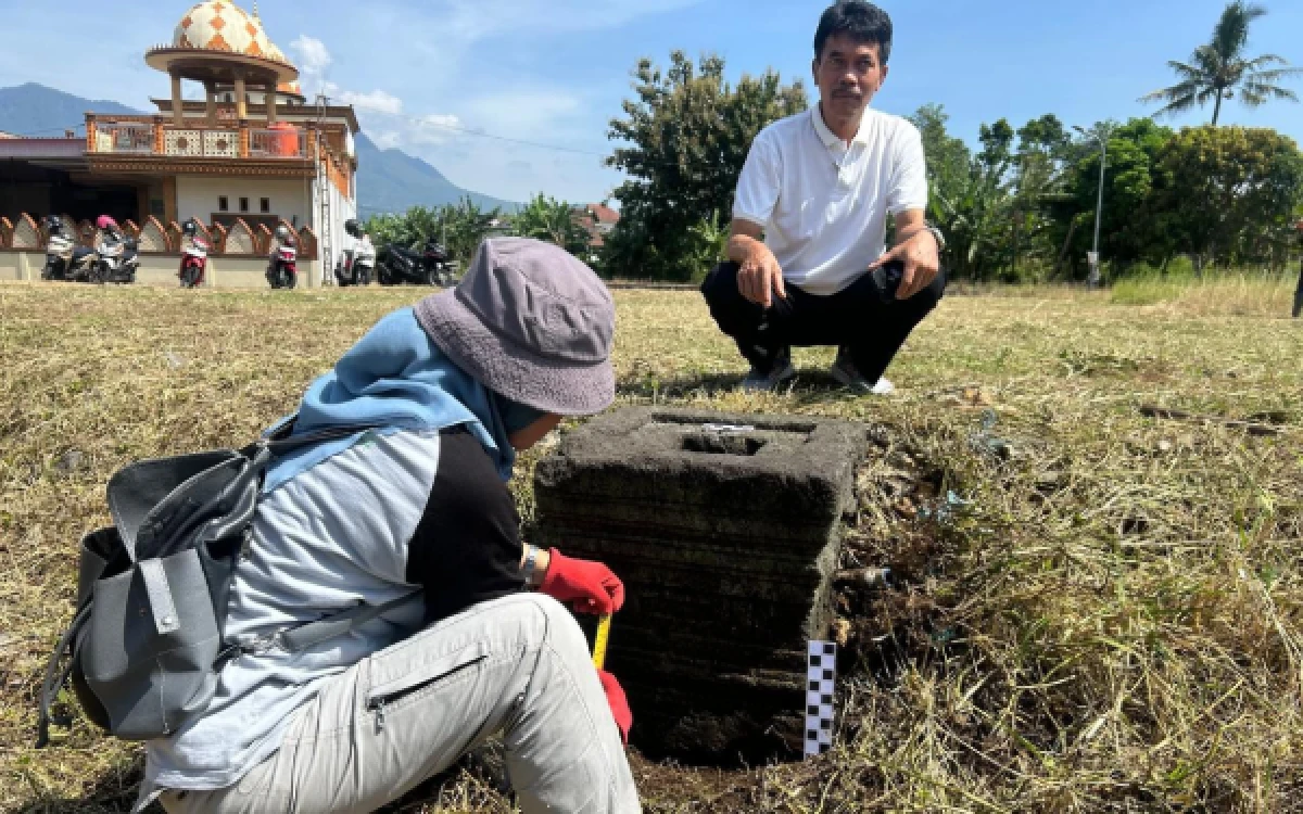 Thumbnail Berita - Temuan Yoni Kuno di Desa Pendem Kota Batu, Diduga Peninggalan Era Hindu