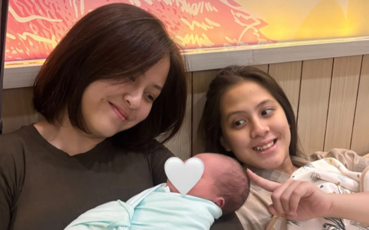 Thumbnail Berita - Resmi Jadi Ibu, Adhisty Zara Umumkan Kelahiran Anak Pertama