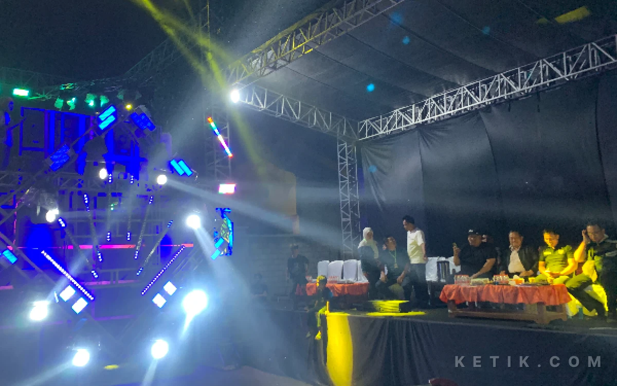 Thumbnail Berita - Dentuman Sound Horeg Mengguncang Blitar, 30 Truk Meriahkan Pesta Amal Faskho Sengox Tanpa Miras