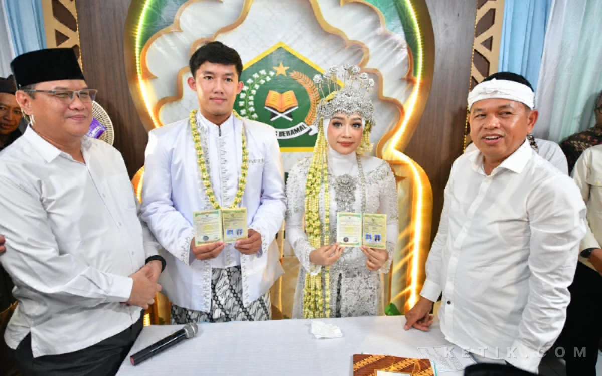 Thumbnail Berita - Gubernur KDM Jadi Saksi Nikah Pasangan Disabilitas