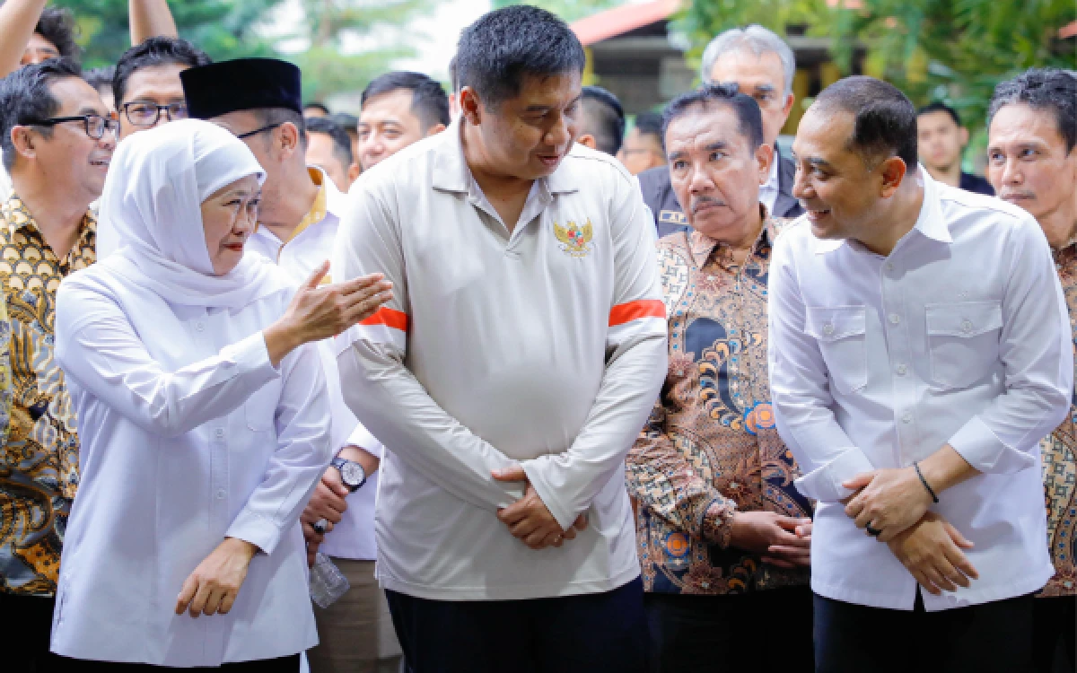 Thumbnail Berita - Pemkot Surabaya Tancap Gas BSPS, Menteri PKP Puji Sinergi yang Gerakkan Ekonomi Rakyat