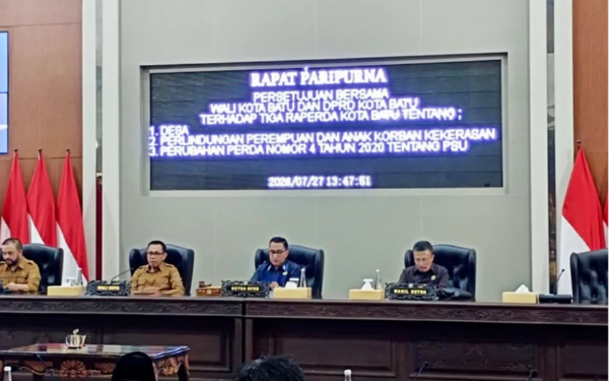 Thumbnail Berita - DPRD Kota Batu Setujui Tiga Raperda Baru, Perkuat Perlindungan Perempuan hingga Tata Kelola Desa