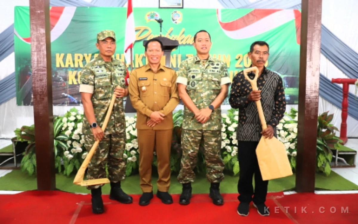 Thumbnail Berita - Karya Bakti Kodim 0807 dan Pemkab Tulungagung Dimulai, Desa Manding Bersiap Tinggalkan Status Terisolir