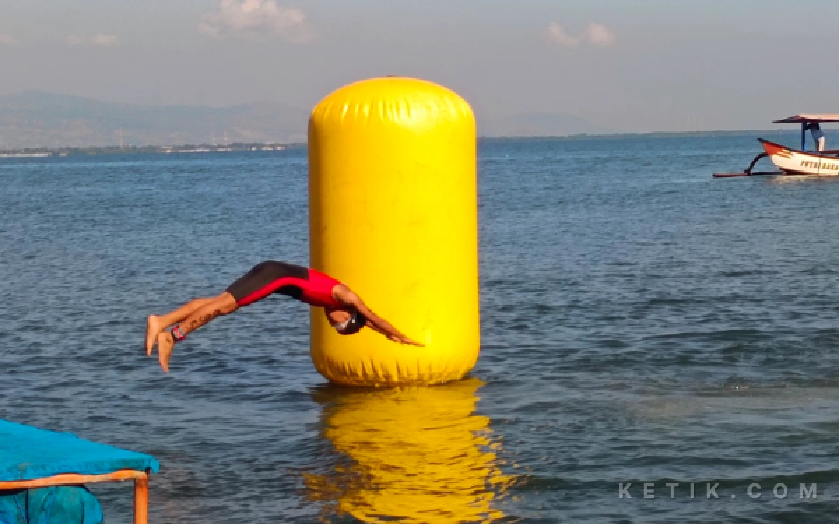 Thumbnail Berita - FTI Jatim Gelar Kejurda Aquathlon di Situbondo, Ratusan Atlet Siap Berlaga