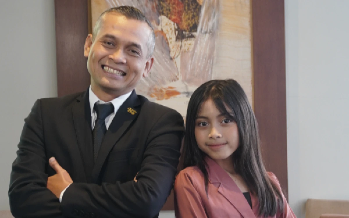 Thumbnail Berita - GM for A Day 2026, Santika Ajak Anak Rasakan Jadi ‘Bos Hotel’