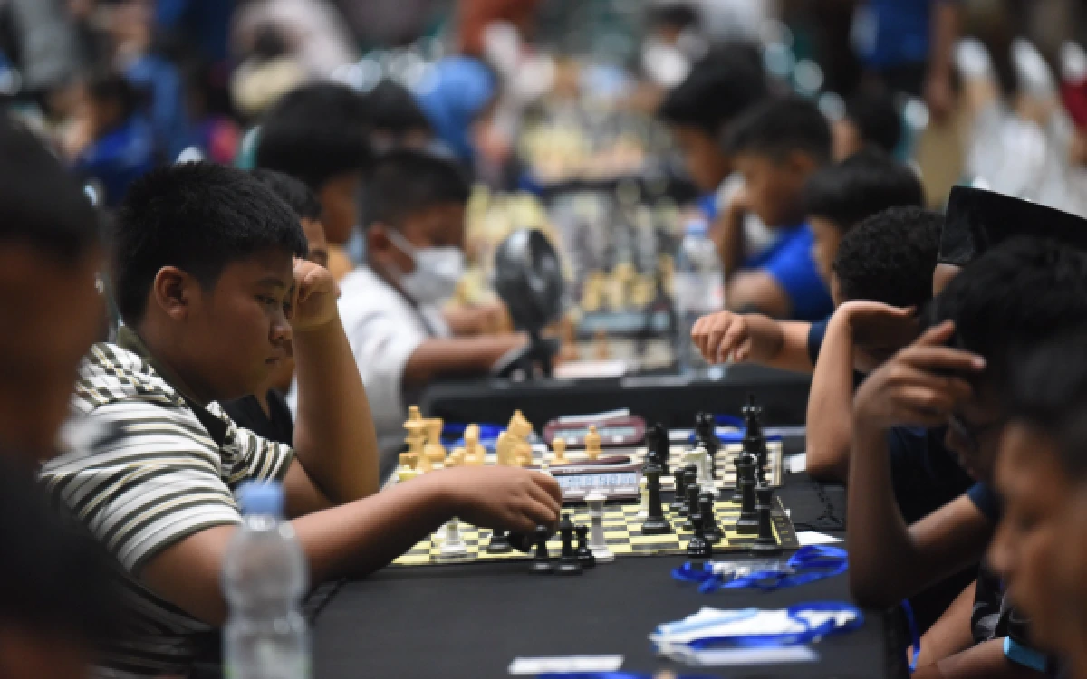 Thumbnail Berita - 520 Pecatur Ikuti Sanyuri Open Chess Tournament Nasional 2026 di Kediri, Gus Qowim Tekankan Sportivitas dan Prestasi