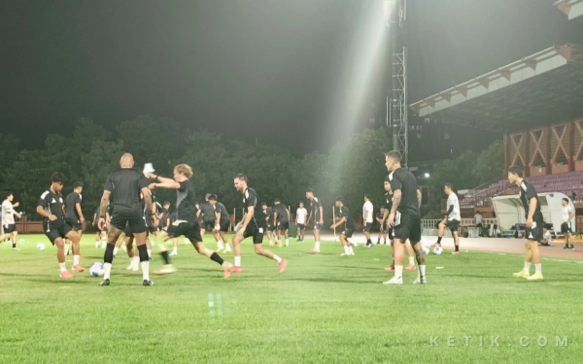 Thumbnail Berita - Prediksi Persebaya vs Persija di Piala Presiden Elite 2026, Adu Gengsi Tim Perserikatan