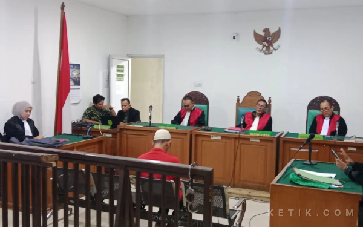 Thumbnail Berita - Edarkan 9 Kg Sabu dan Ribuan Butir Ekstasi, Zainal Abidin Terancam Dieksekusi Mati