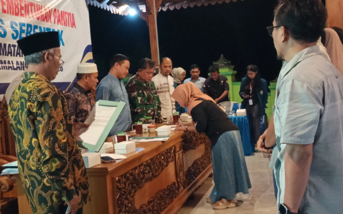 Thumbnail Berita - Camat Bodeh Pemalang: Panitia dan Pengawas Pilkades Kebandaran Harus Sukseskan Pemilihan, Bukan Calon Kades