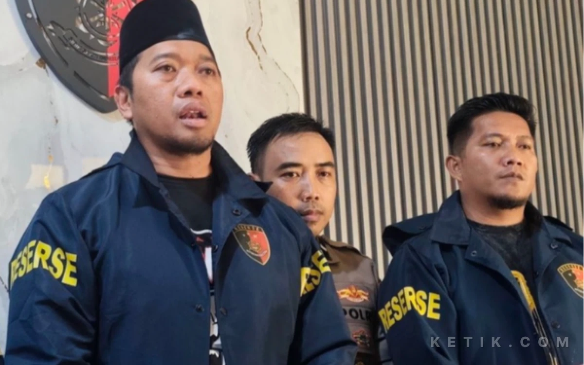 Thumbnail Berita - Polisi Bekuk Ayah dan Anak Diduga Kompak Curi Motor di Burneh Bangkalan