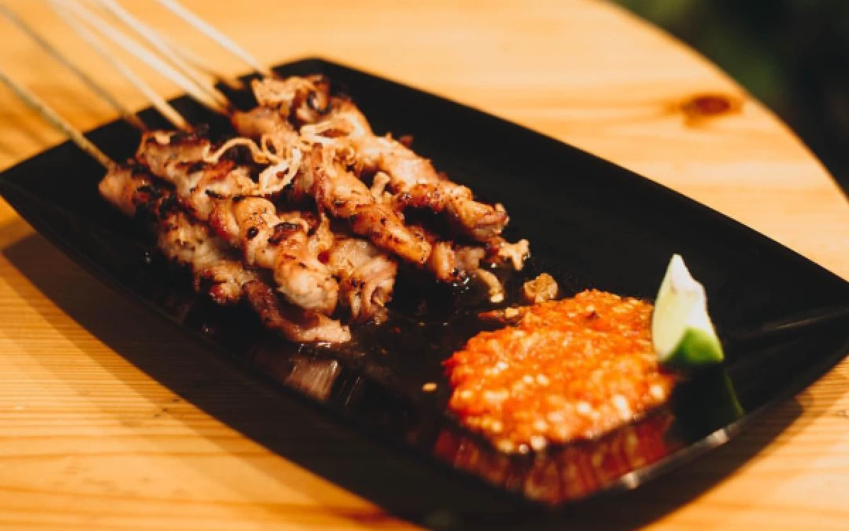 Thumbnail Berita - Wajib Coba! Tiga Kedai Sate Taichan di Malang yang Selalu Diburu Foodies
