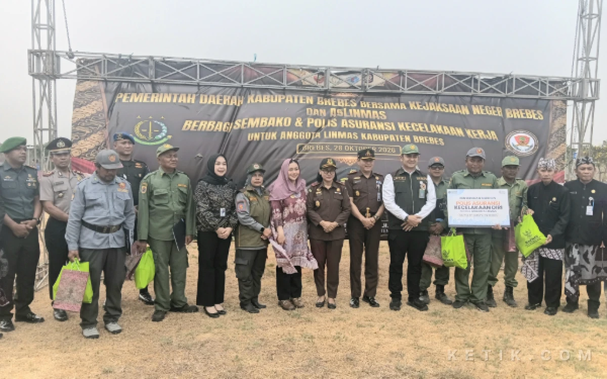 Thumbnail Berita - Pemkab Brebes Beri Asuransi Jiwa Gratis untuk 5.000 Anggota Linmas