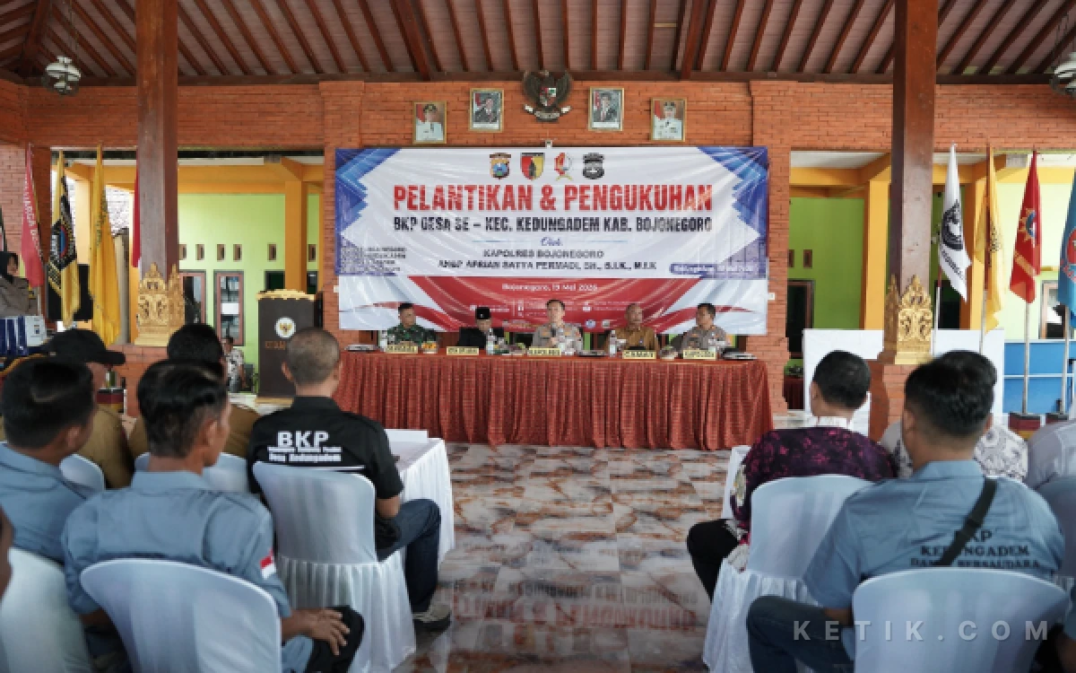 Thumbnail Berita - BKP Tingkat Desa Dikukuhkan, Kapolresi Bojonegoro Ajak Masyarakat Rawat Kondusivitas