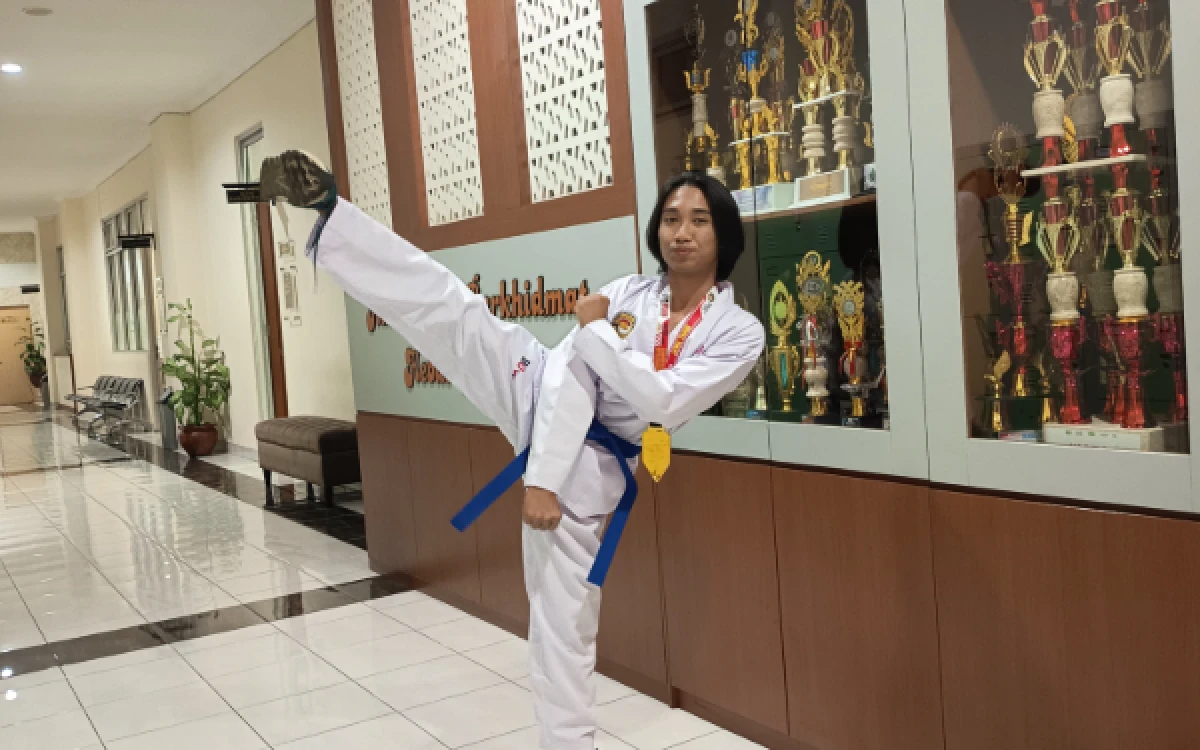 Thumbnail Berita - Prestasi Internasional! Mahasiswa Fakultas Syariah UIN Malang Juarai Asian Taekwondo Open Championship 2026