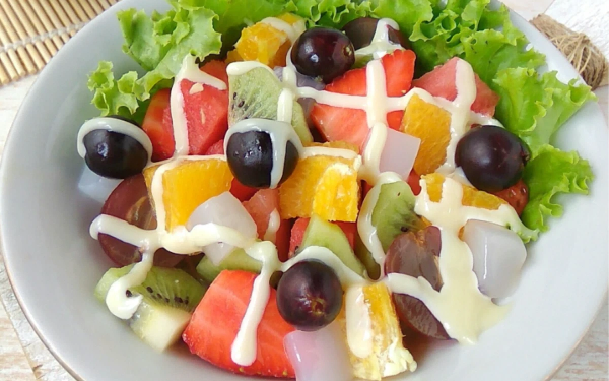 Thumbnail Berita - Tiga Rekomendasi Salad Buah Terlezat di Kota Malang, Segar dan Bikin Nagih
