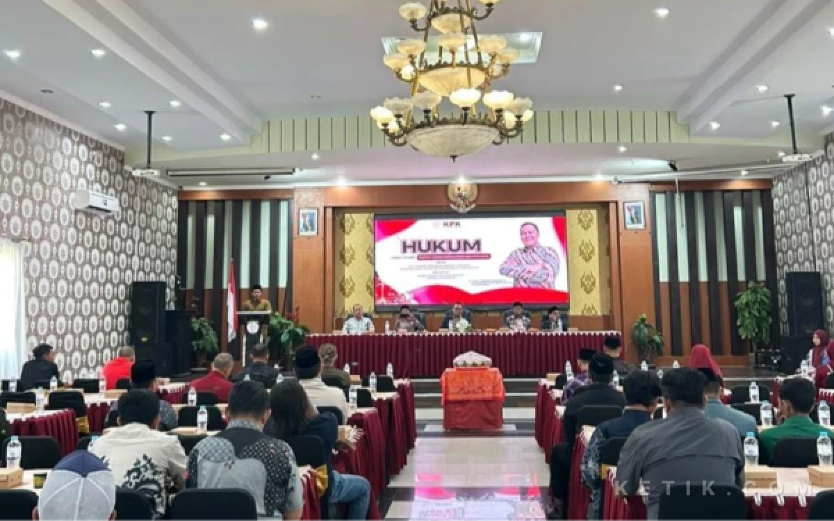 Thumbnail Berita - LBH Mitra Santri Situbondo Gelar Sarasehan Hukum Bersama KPK RI