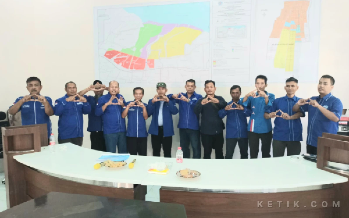 Thumbnail Berita - Kader Akar Rumput Partai Demokrat Brebes Ingin Perubahan, Asrofi Didukung Mayoritas PAC
