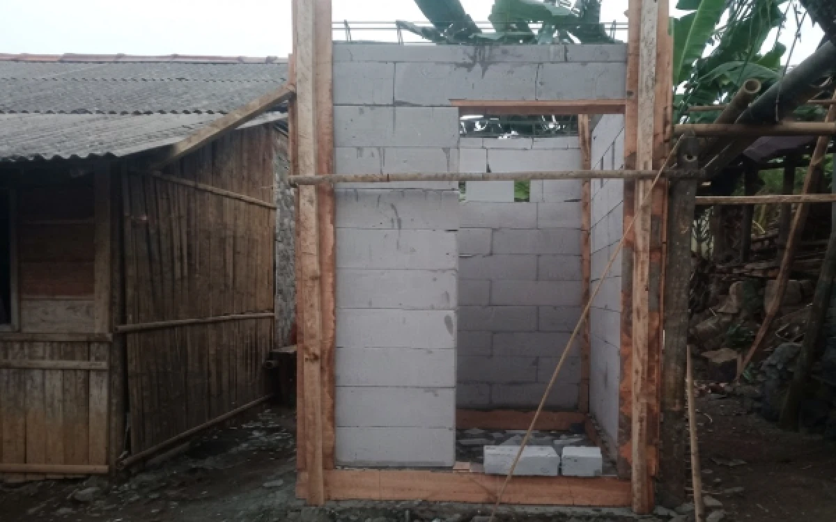 Thumbnail Berita - DPUPR Lebak Bangun 212 Sanitasi Individual 2026 Senilai Rp3,3 Miliar, Sasar Hapus BABS dan Tekan Stunting