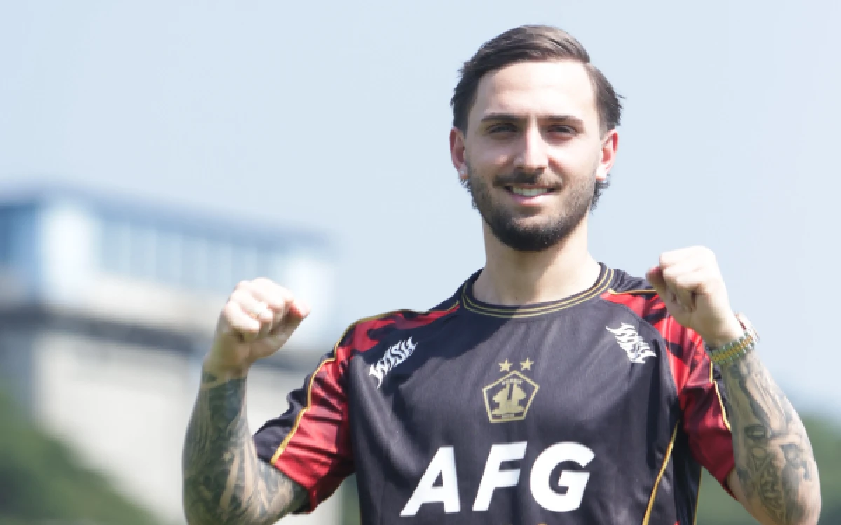 Thumbnail Berita - Persik Kediri Boyong Reno Piscopo, Playmaker Australia yang Siap Jadi Motor Kreativitas Macan Putih