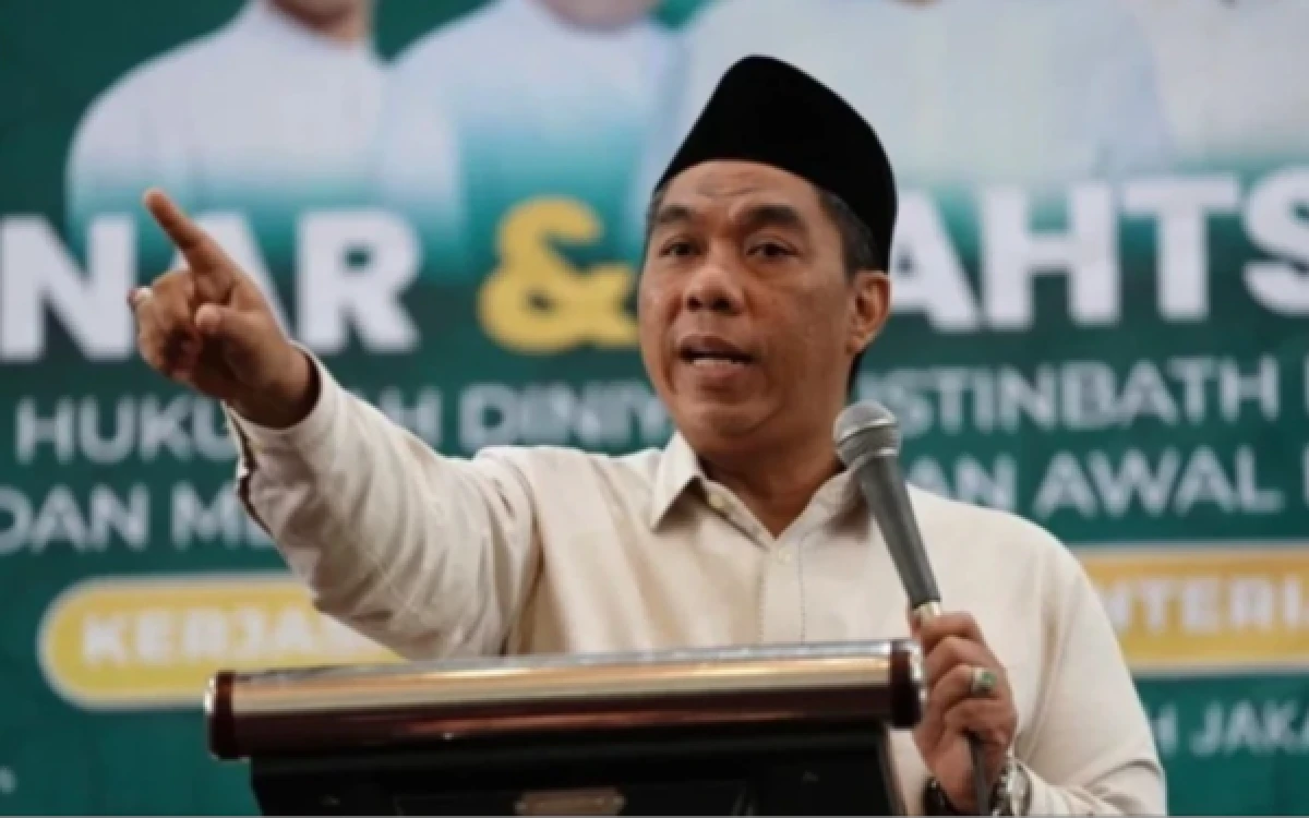 Thumbnail Berita - Jelang Muktamar PBNU, KH Zulfa Mustofa Luncurkan Kitab Ithafu Ummati Al Muqtafa