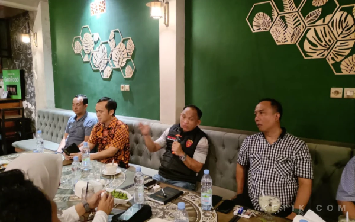 Thumbnail Berita - Kejari Jember Dalami Dugaan Penyelewengan Dana BOS, Hampir 20 Saksi Diperiksa