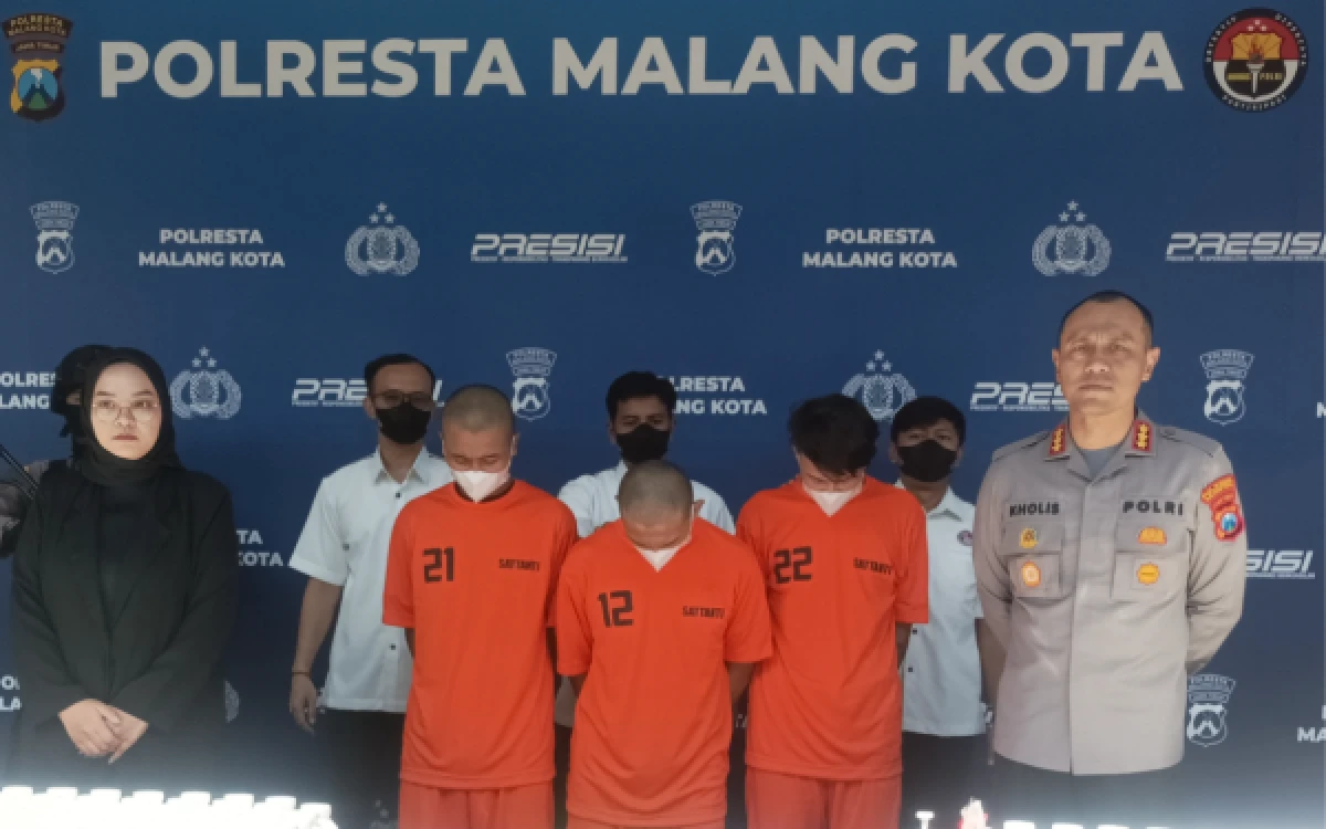 Thumbnail Berita - Polresta Malang Kota Bongkar Jaringan Peredaran Narkoba, Sita 2 Kilogram Sabu dan Ratusan Ribu Pil Dobel L