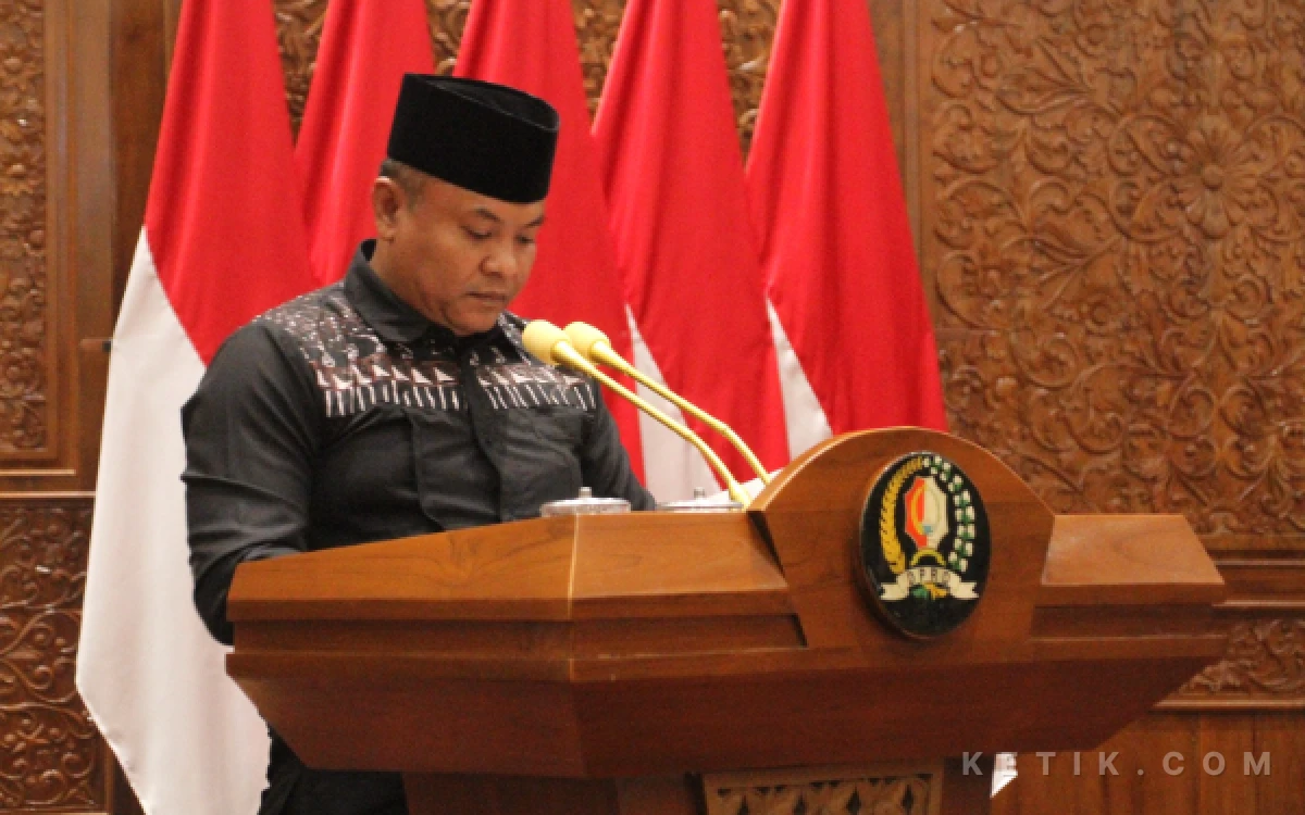 Thumbnail Berita - Fraksi Gerindra DPRD Bojonegoro Beri Catatan Penting Raperda Perubahan APBD Anggaran 2026