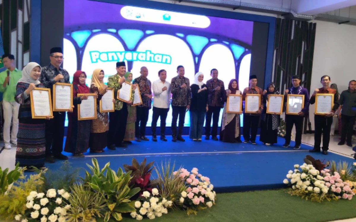 Thumbnail Berita - Akademisi UIN Malang Terima Penghargaan Wali Kota atas Keberhasilan PPA Award Jatim 2026