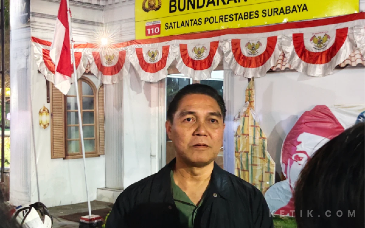 Thumbnail Berita - Polisi Sebut Tidak Ada Kerusakan Besar di 2 Pos Polisi Lalu Lintas Surabaya yang Diduga Dilempar Bom Molotov