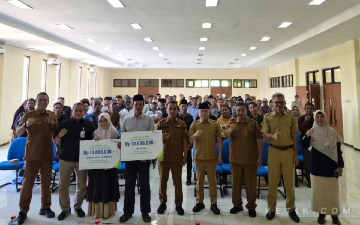 Thumbnail Berita - Pemkab Bangkalan Beri Perlindungan BPJS Ketenagakerjaan bagi 4.082 Nelayan dan Petani Rentan