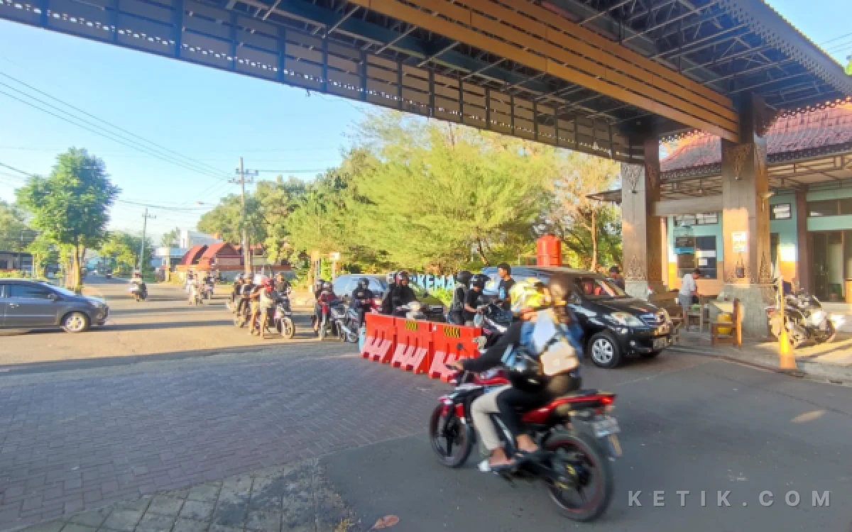 Thumbnail Berita - Tak Lagi Parkir di Dinas, Setoran Retribusi Wisata Pacitan Kini Dipangkas Satu Jalur