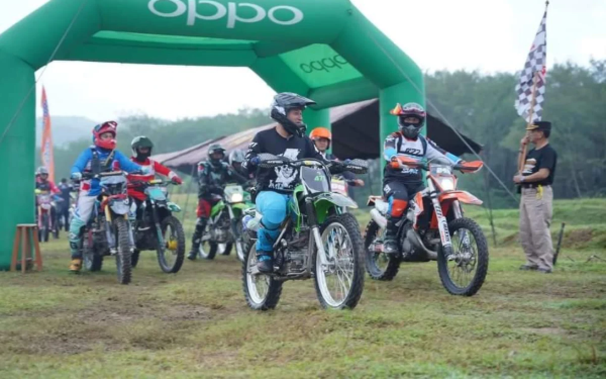 Thumbnail Berita - Pacitan Targetkan PAD Pariwisata Naik 15-20 Persen Lewat Sejumlah Event Akhir Tahun