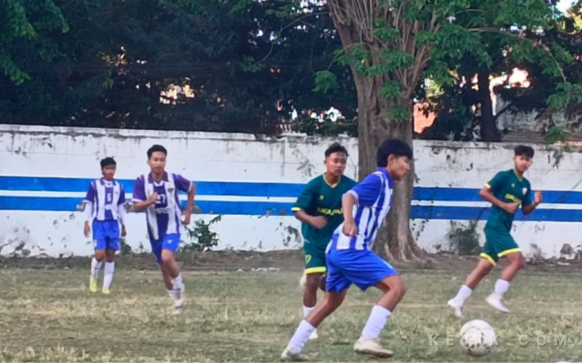 Thumbnail Berita - Dandim Situbondo Cup, SmasaTumbangkan Smapank 6-0