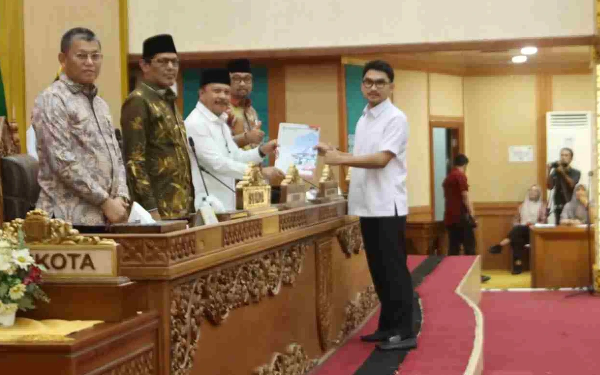 Thumbnail Berita - DPRD Kota Batam Tetapkan 11 Ranperda dalam Propemperda 2027, Drainase Terintegrasi Jadi Prioritas