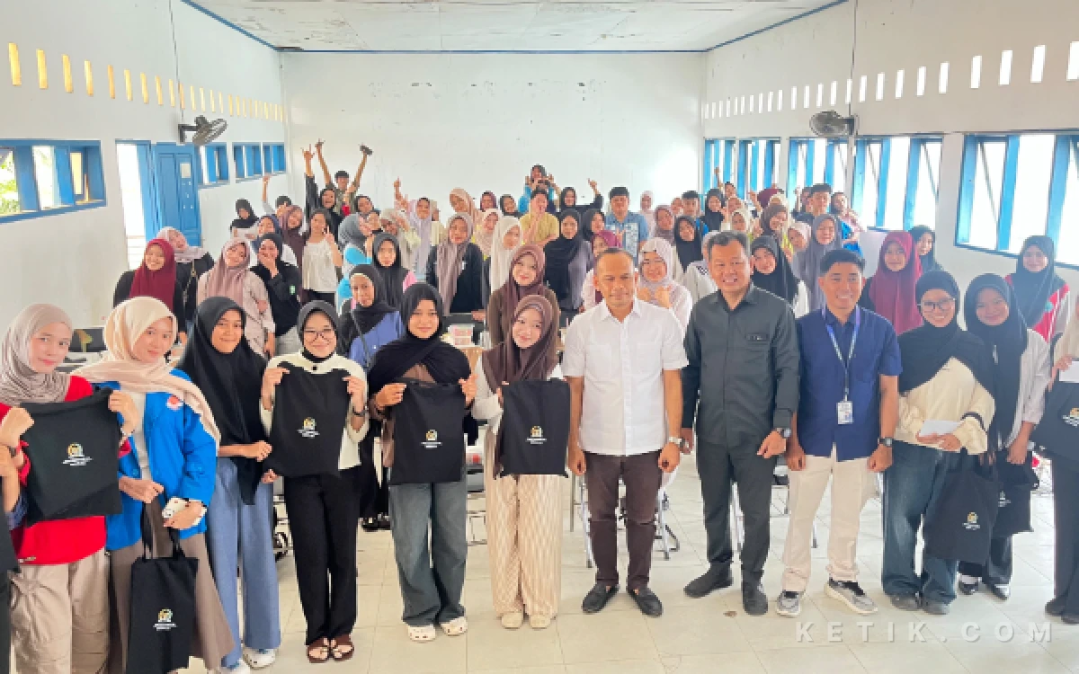Foto Foto Bersama Peserta Sosialisasi Empat Pilar Kebangsaan di STIKES Biges Polman ( Foto Akbar Ketik )