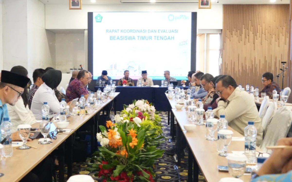 Thumbnail Berita - Pemerintah Perketat Tata Kelola Pengiriman Mahasiswa ke Mesir