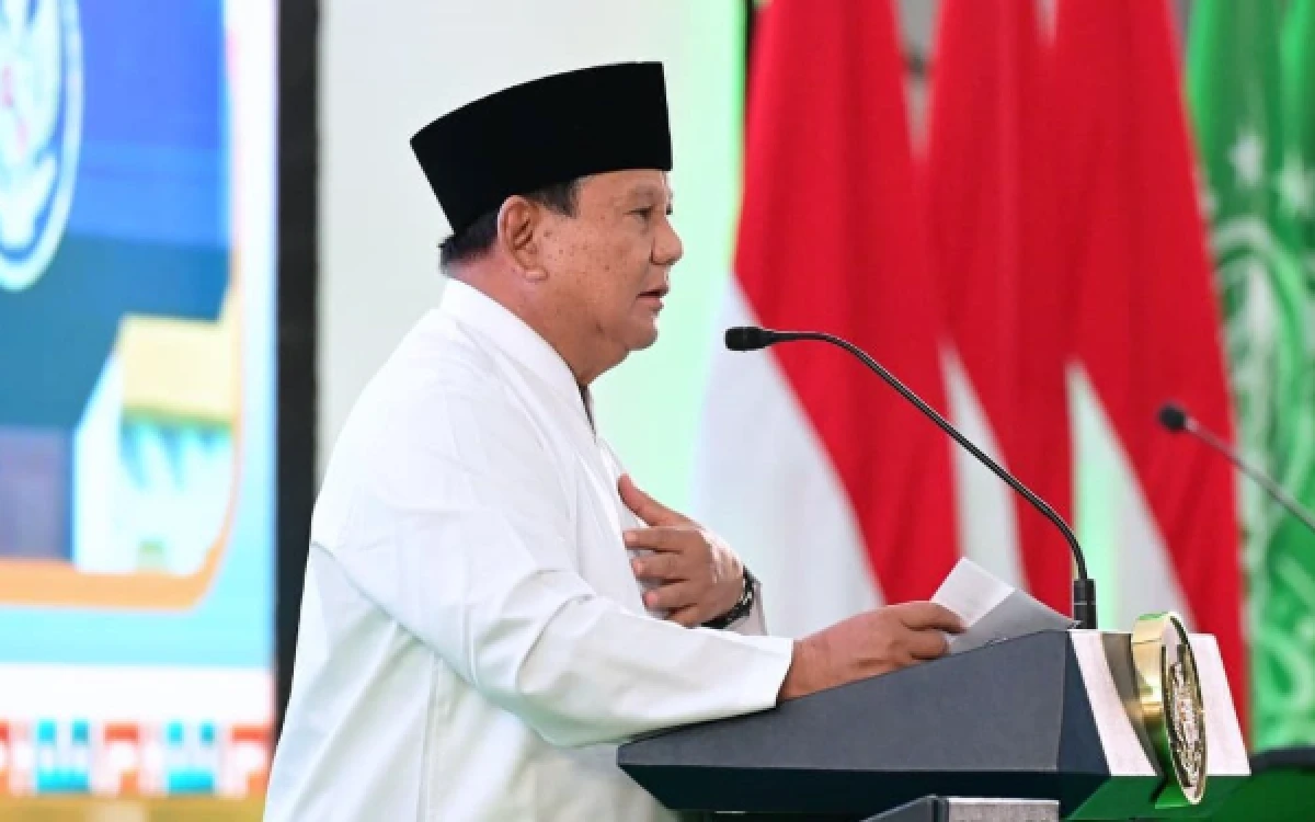 Thumbnail Berita - Prabowo Minta Babinsa Edukasi Warga Cegah Karhutla