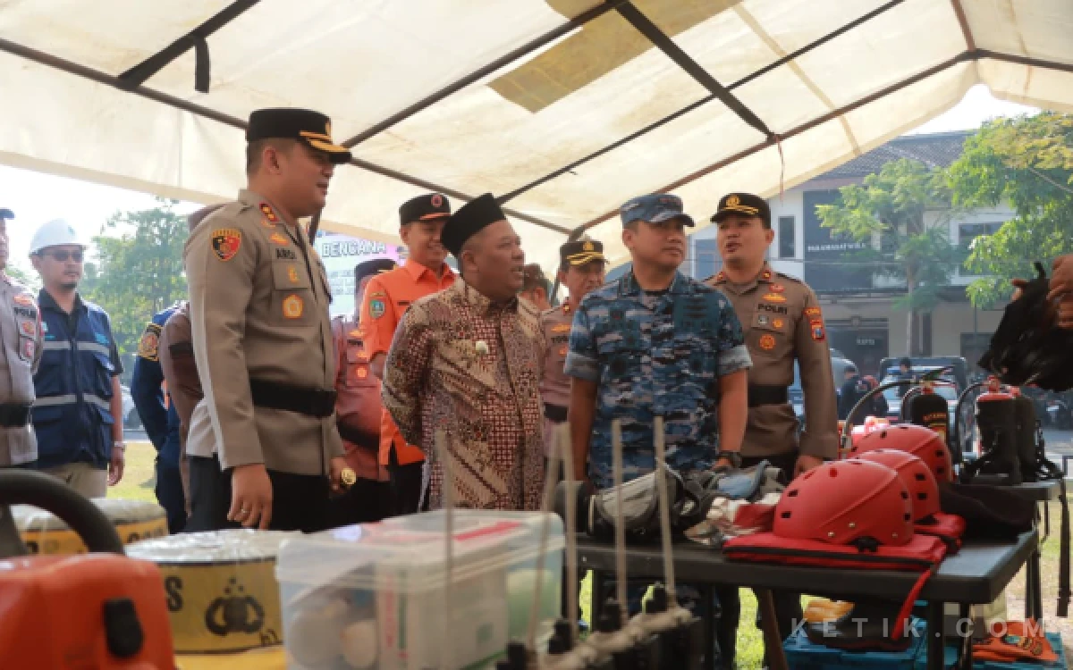 Thumbnail Berita - Waspada Puncak Kemarau, Polres Jombang Siagakan Personel Hadapi Kekeringan dan Karhutla