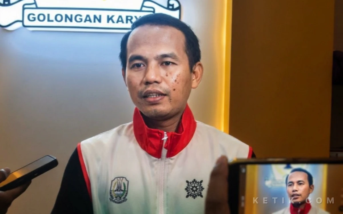 Thumbnail Berita - HUT ke-62 Golkar, DPD Tulungagung Gelar Pasar Murah hingga Donor Darah Gratis